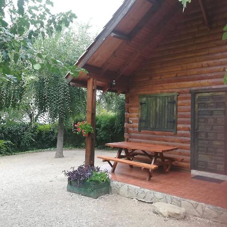 Cabana De Madera La Encina Burunchel Εξωτερικό φωτογραφία