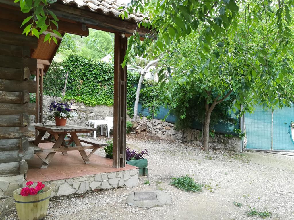 Cabana De Madera La Encina Burunchel Εξωτερικό φωτογραφία